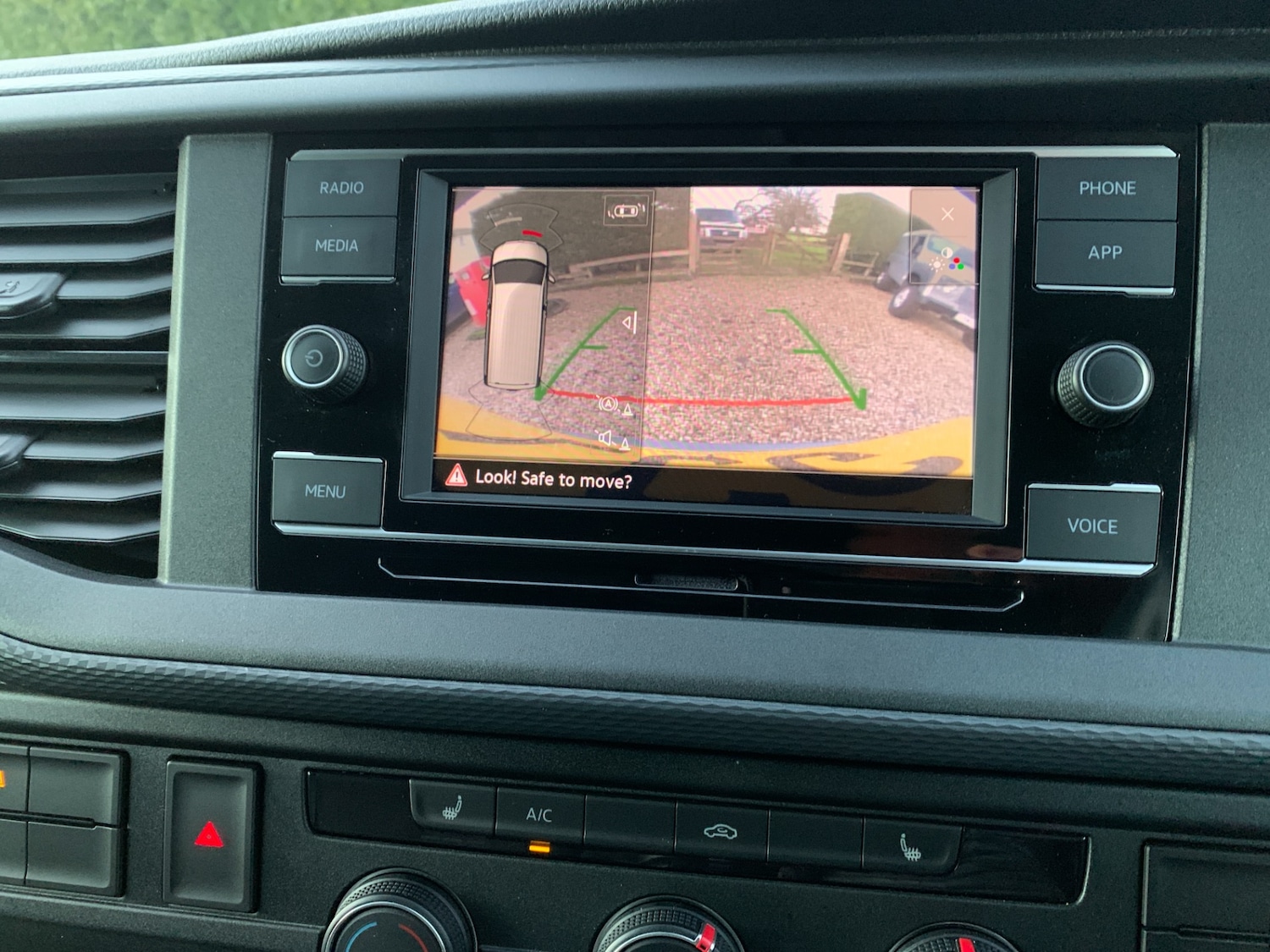 Used Volkswagen Transporter 2023 for sale - 76948668: Photo 39