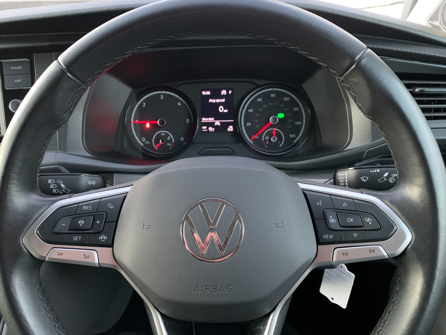 Used Volkswagen Transporter 2023 for sale - 76948668: Photo 43