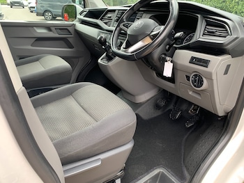 Used Volkswagen Transporter 2021 for sale - 78950074: Photo