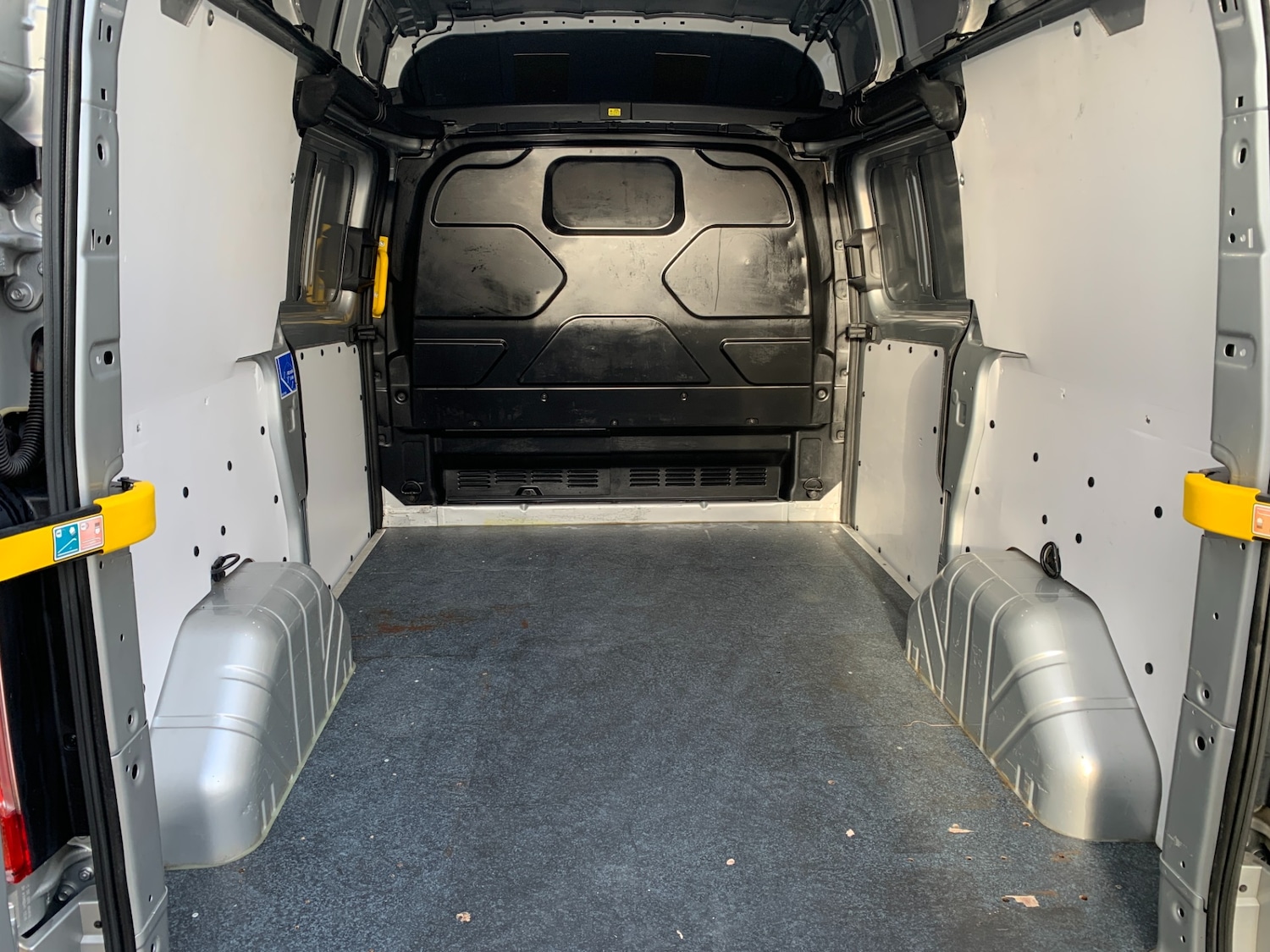 Used Ford Transit Custom 2020 for sale - 77365172: Photo 17