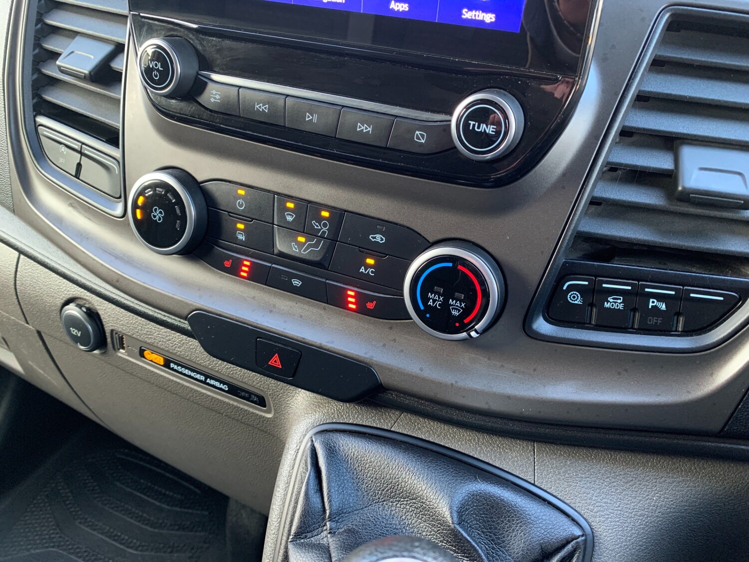 Used Ford Transit Custom 2020 for sale - 77365172: Photo 28