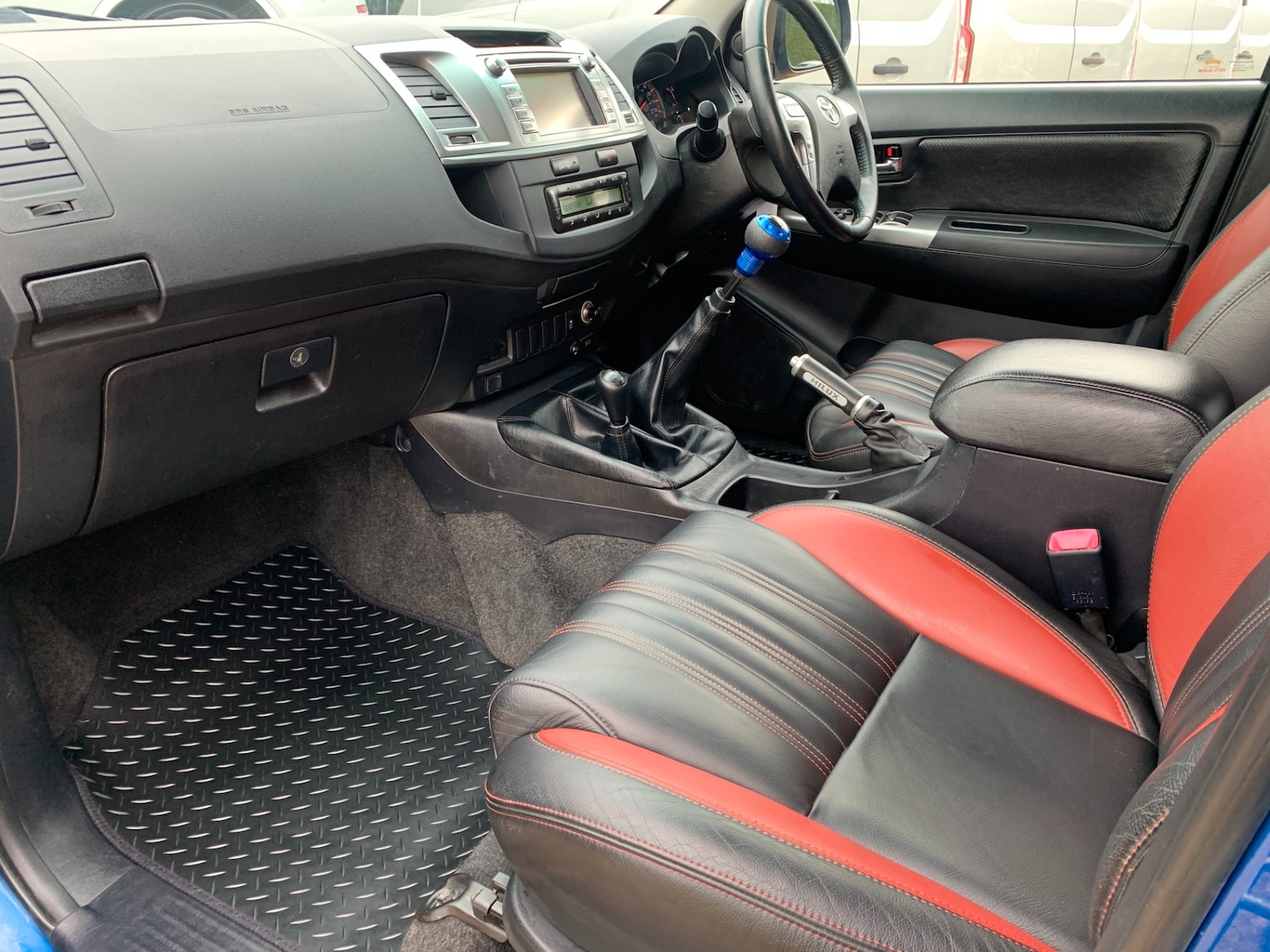 Used Toyota Hilux 2015 for sale - 77570270: Photo 16