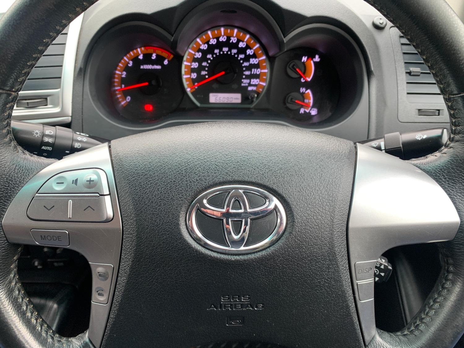 Used Toyota Hilux 2015 for sale - 77570270: Photo 21