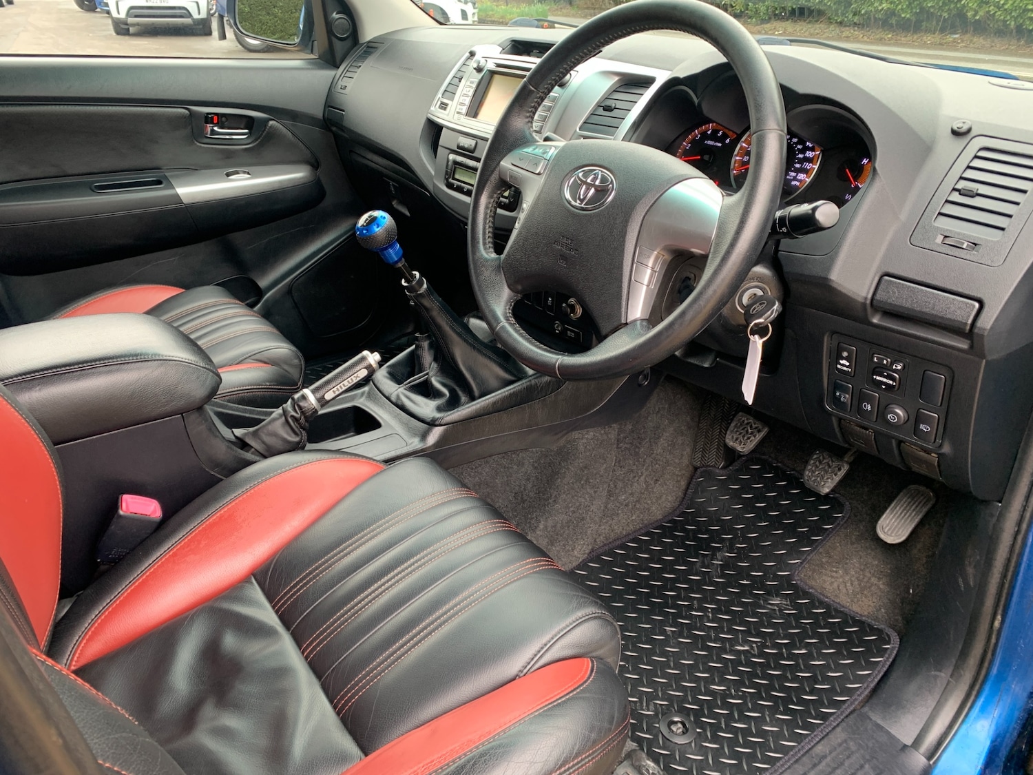 Used Toyota Hilux 2015 for sale - 77570270: Photo 3