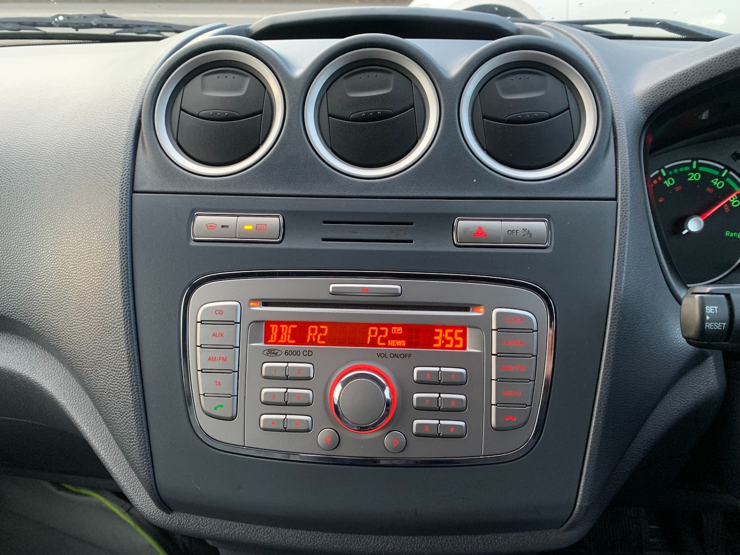 Used Ford Transit Connect 2011 for sale - 77864492: Photo 19