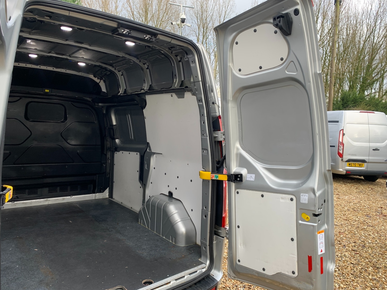 Used Ford Transit Custom 2020 for sale - 77220826: Photo 15