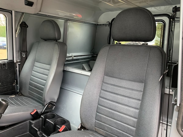 Used Land Rover Defender 2015 for sale - 73947689: Photo 12