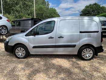 Used Citroen Berlingo 2015 for sale - 79284278: Photo