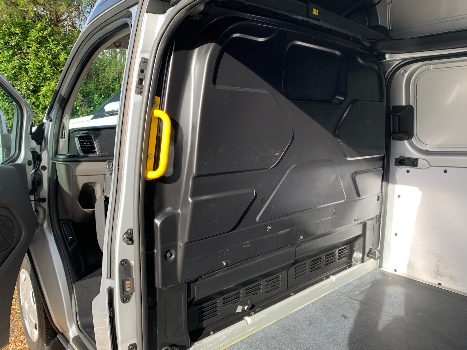 Used Ford Transit Custom 2020 for sale - 77528380: Photo 16