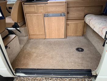 Used Volkswagen Transporter 1990 for sale - 76130927: Photo