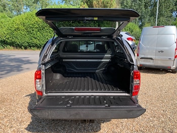 Used Nissan Navara 2018 for sale - 79172907: Photo