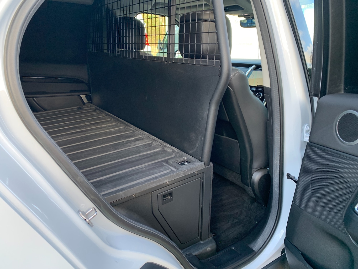 Used Land Rover Discovery 2022 for sale - 76234661: Photo 14