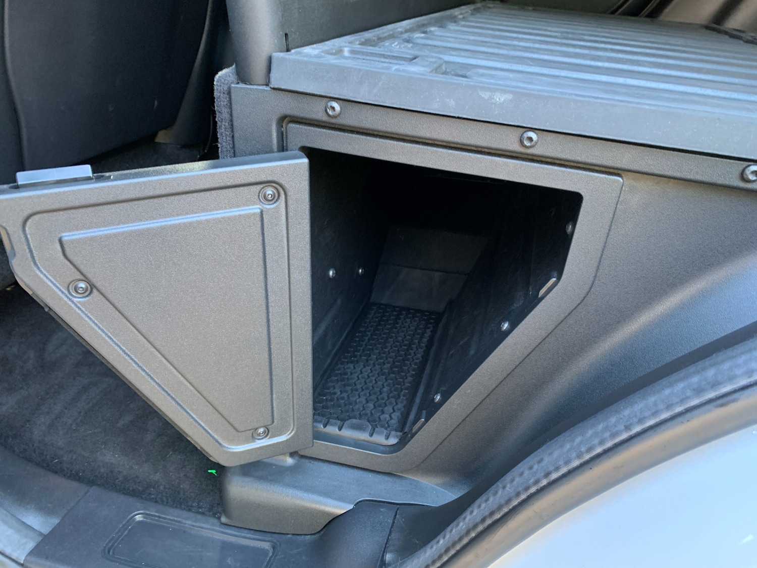 Used Land Rover Discovery 2022 for sale - 76234661: Photo 17