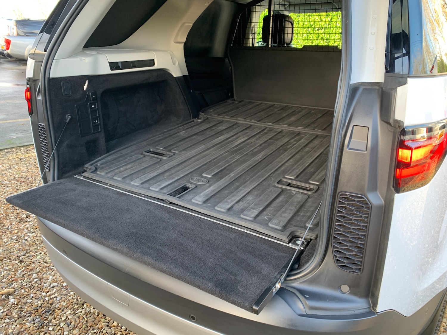 Used Land Rover Discovery 2022 for sale - 76234661: Photo 18