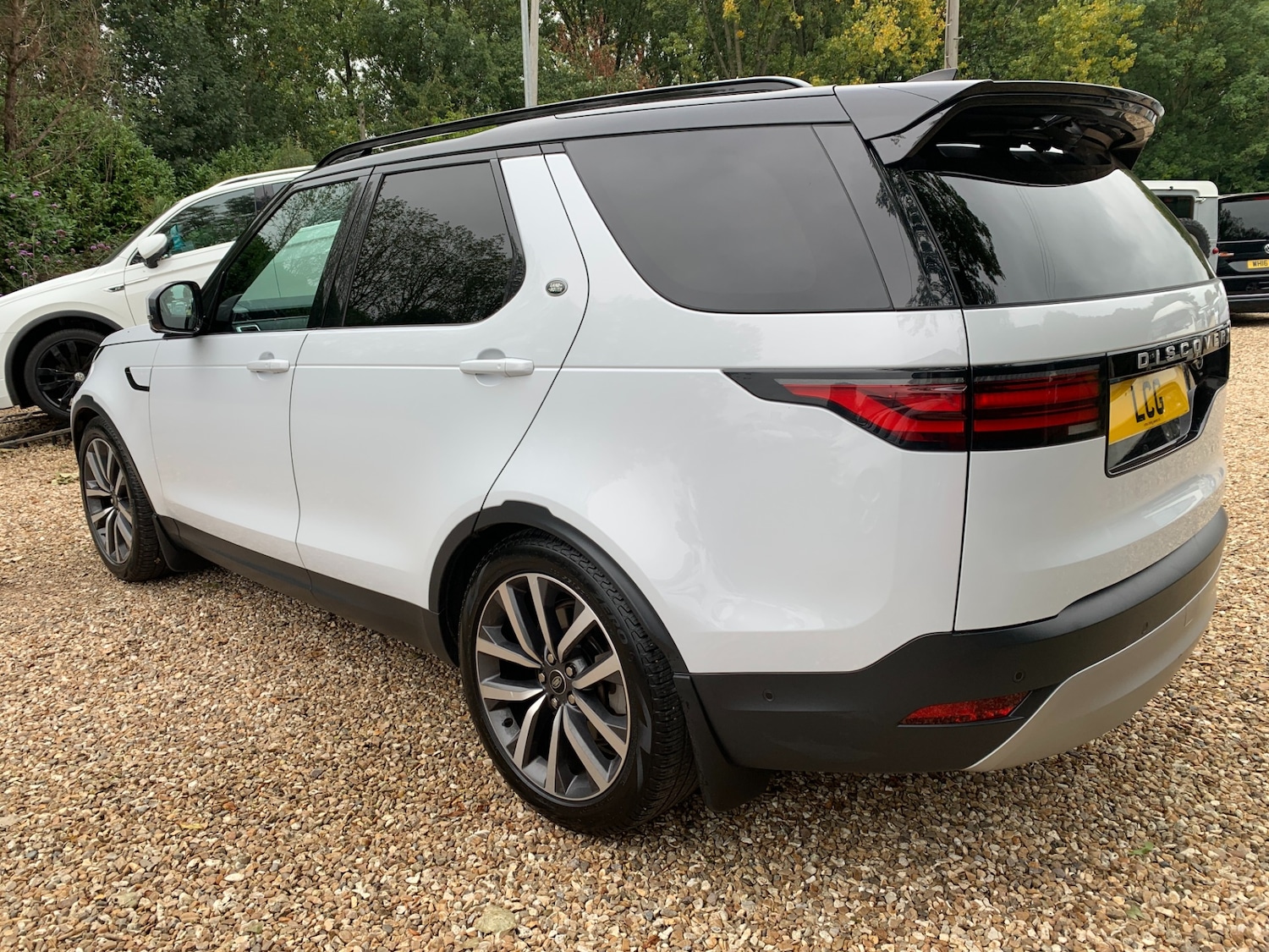 Used Land Rover Discovery 2022 for sale - 76234661: Photo 5