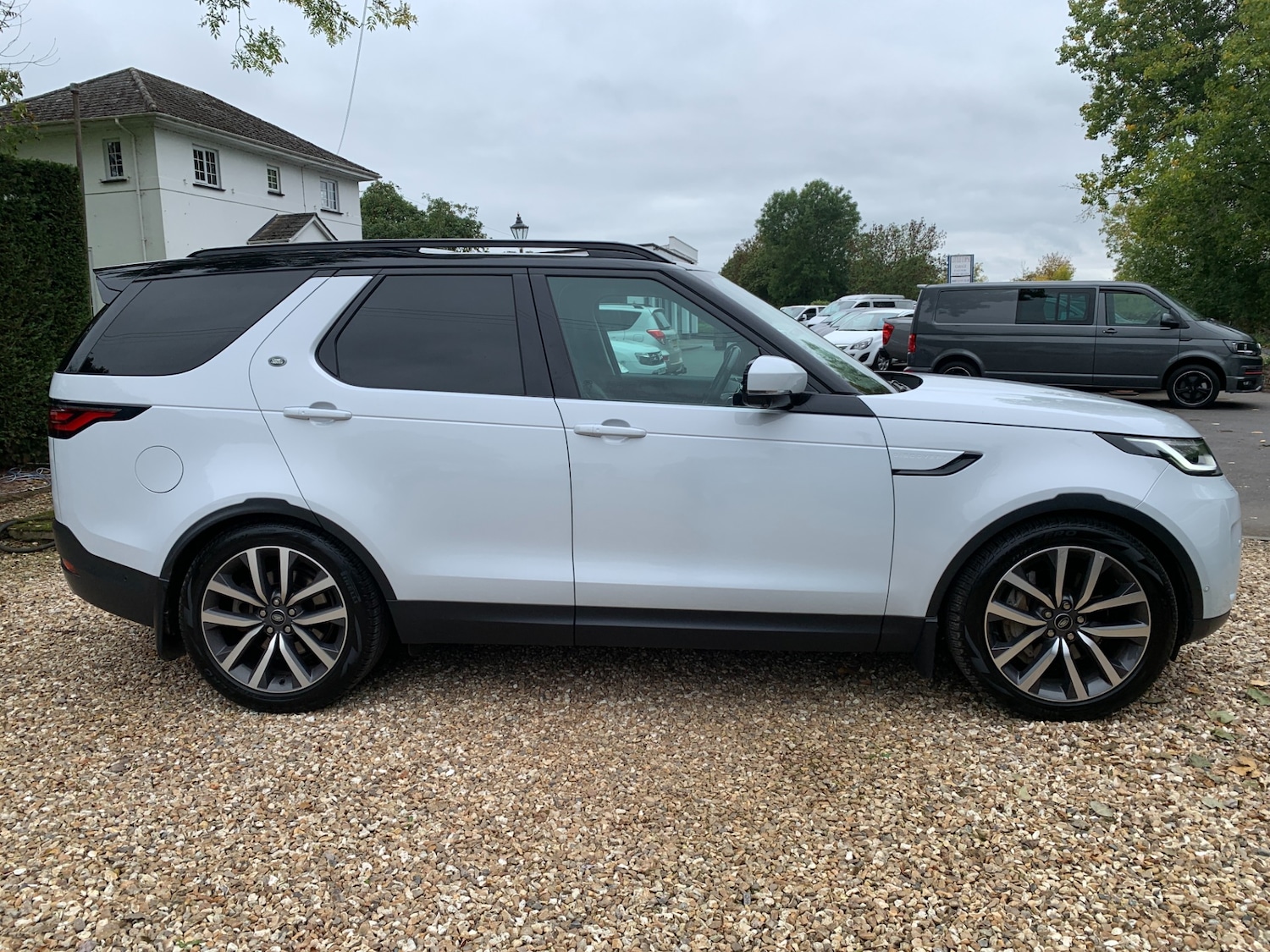 Used Land Rover Discovery 2022 for sale - 76234661: Photo 9