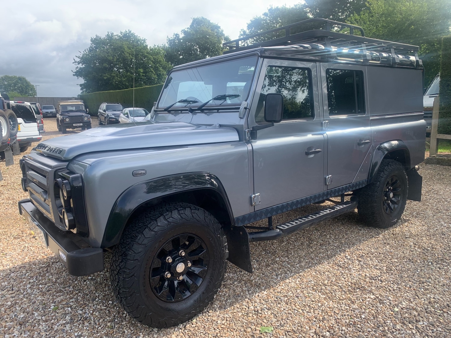 Used Land Rover Defender 2012 for sale - 75983672: Photo 1