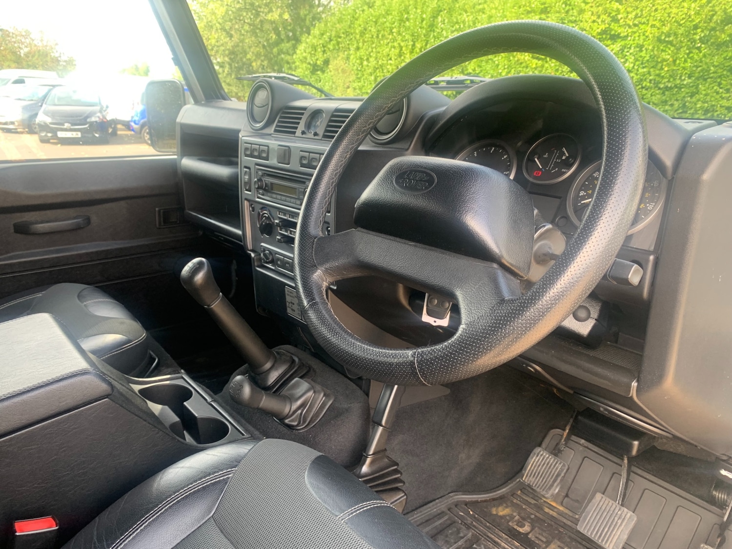 Used Land Rover Defender 2012 for sale - 75983672: Photo 3