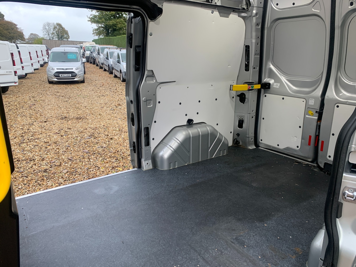 Used Ford Transit Custom 2020 for sale - 75908686: Photo 15