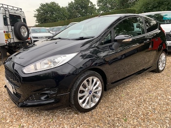 Used Ford Fiesta 2016 for sale - 77490418: Photo