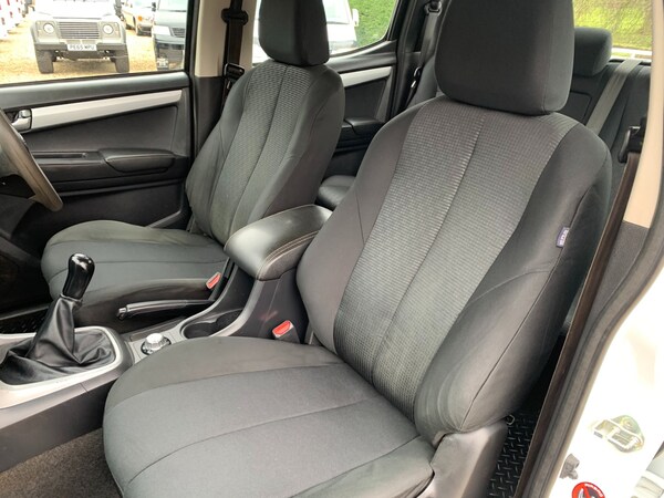 Used Isuzu D-Max 2017 for sale - 73686145: Photo 13