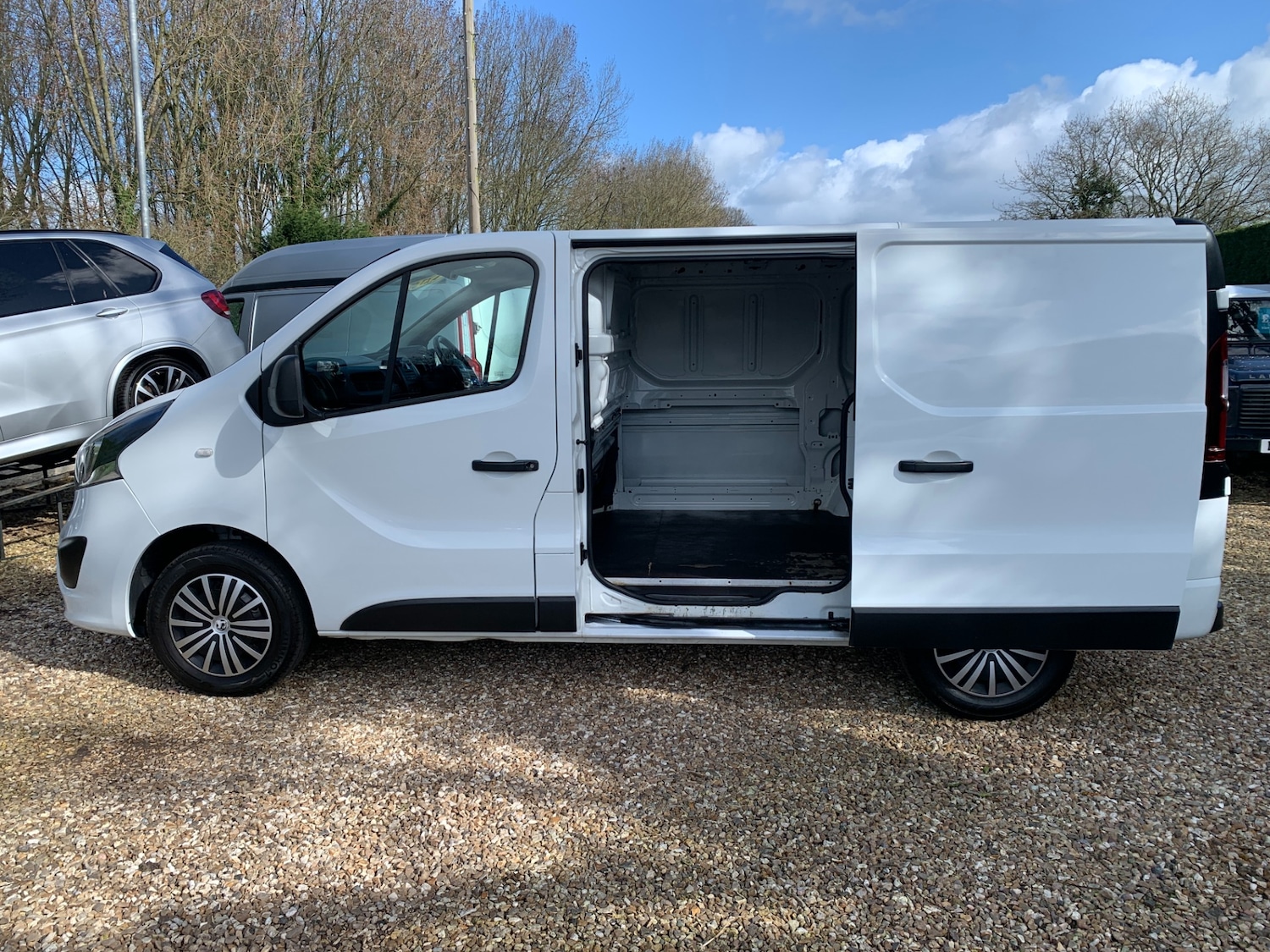 Used Vauxhall Vivaro 2019 for sale - 77834290: Photo 8