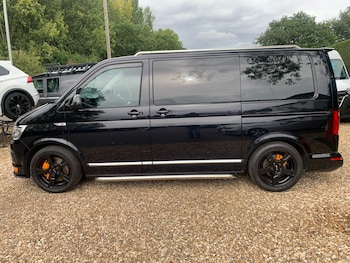 Used Volkswagen Caravelle 2016 for sale - 76142362: Photo