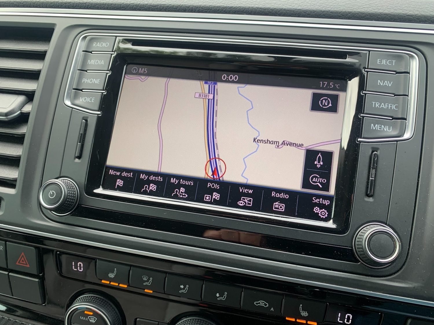 Used Volkswagen Caravelle 2016 for sale - 76142362: Photo 34