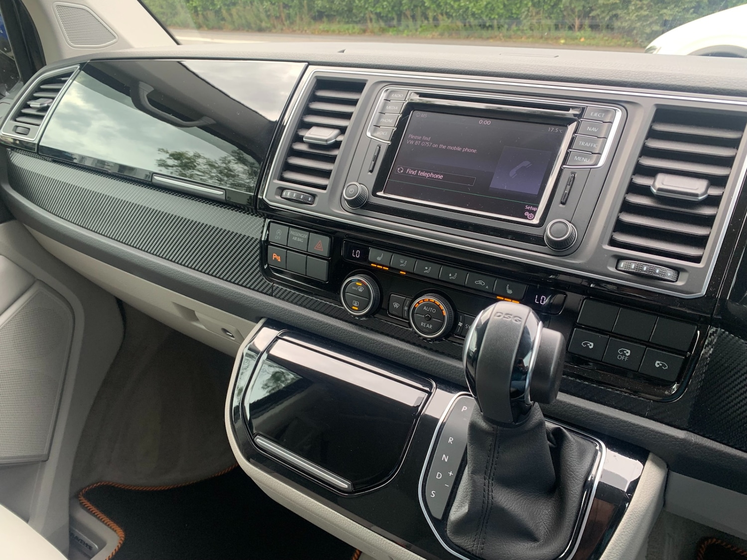 Used Volkswagen Caravelle 2016 for sale - 76142362: Photo 36