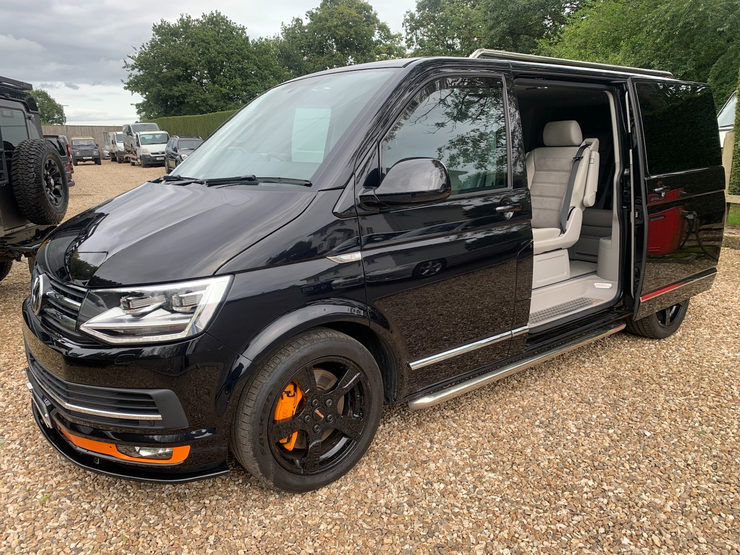 Used Volkswagen Caravelle 2016 for sale - 76142362: Photo 7