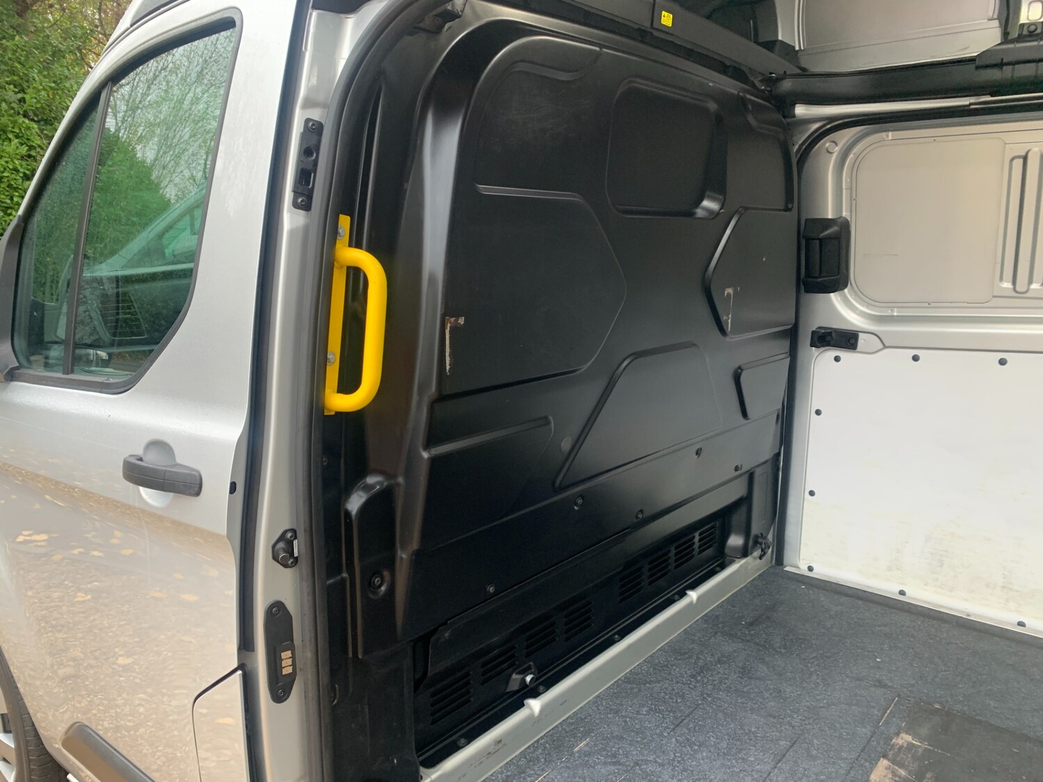 Used Ford Transit Custom 2020 for sale - 75908533: Photo 13