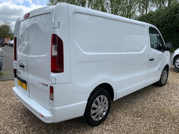 Used Vauxhall Vivaro 2016 for sale - 70668021: Photo 8