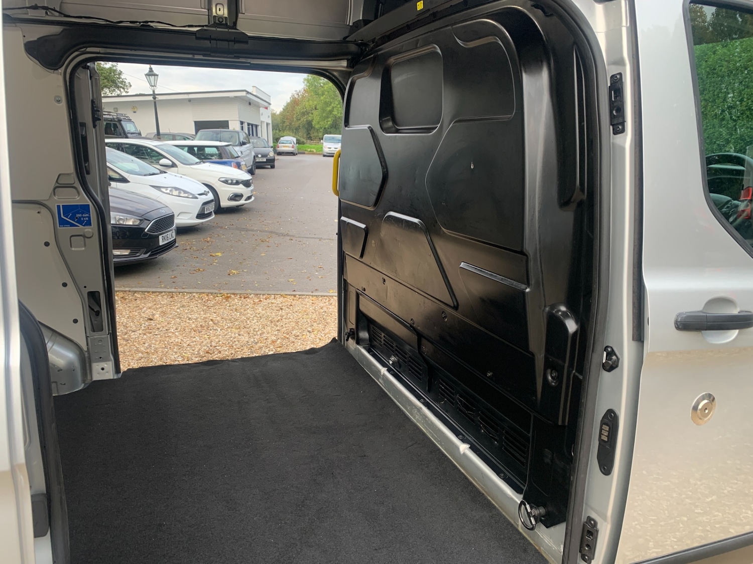 Used Ford Transit Custom 2020 for sale - 75908737: Photo 16