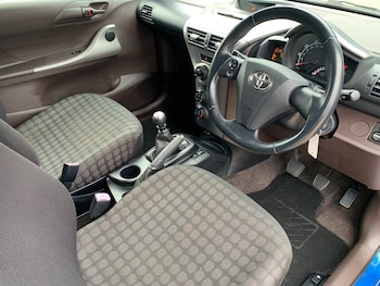 Used Toyota IQ 2010 for sale - 74781611: Photo