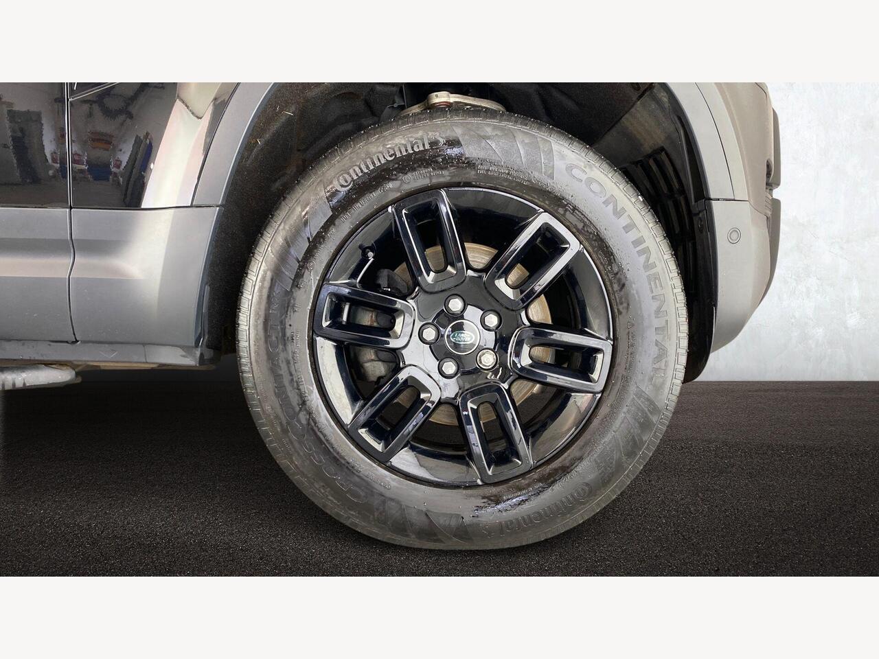 Used Land Rover Defender 2025 for sale - 77841131: Photo 9