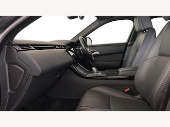 Used Land Rover Range Rover Velar 2023 for sale - 76675768: Photo