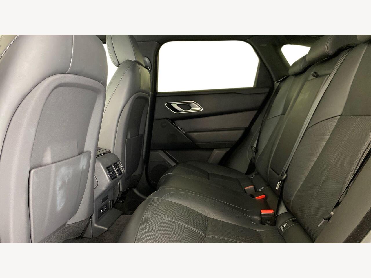 Used Land Rover Range Rover Velar 2023 for sale - 76675768: Photo 4