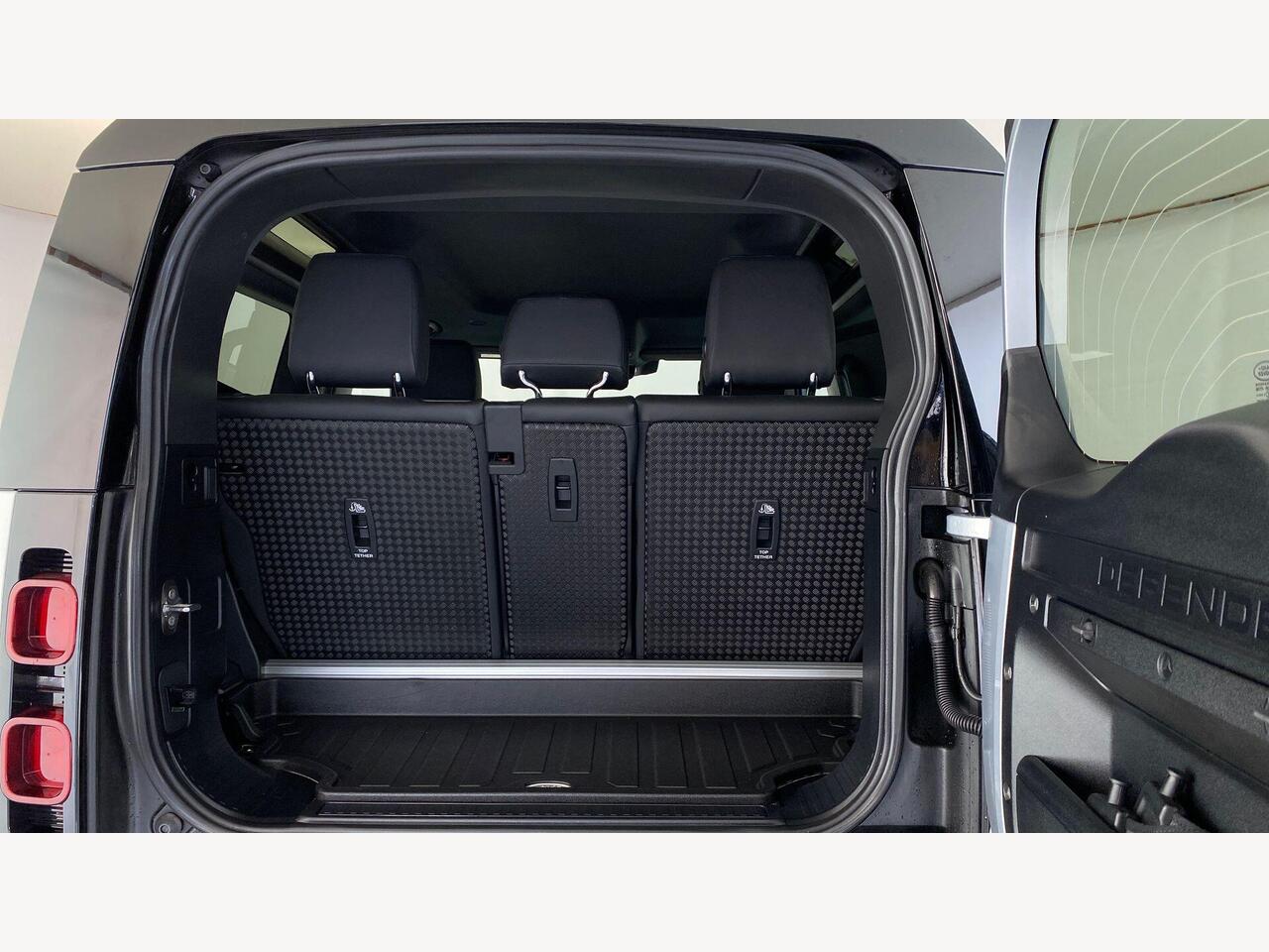 Used Land Rover Defender 2023 for sale - 78005341: Photo 10