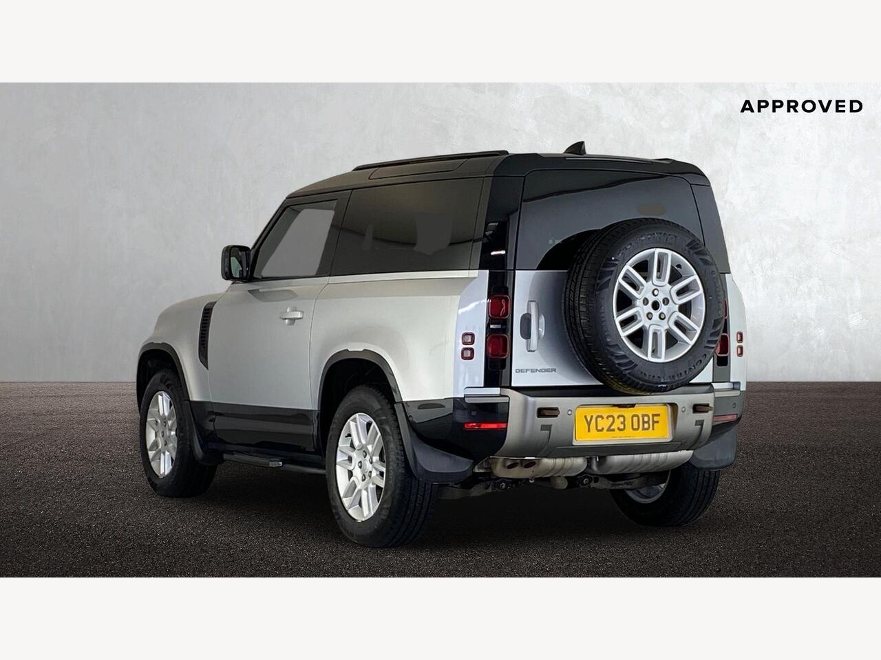 Used Land Rover Defender 2023 for sale - 78005341: Photo 2