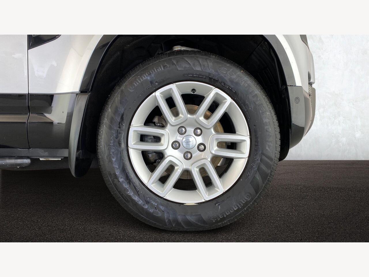 Used Land Rover Defender 2023 for sale - 78005341: Photo 8