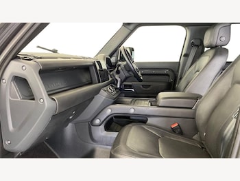 Used Land Rover Defender 2023 for sale - 78135158: Photo