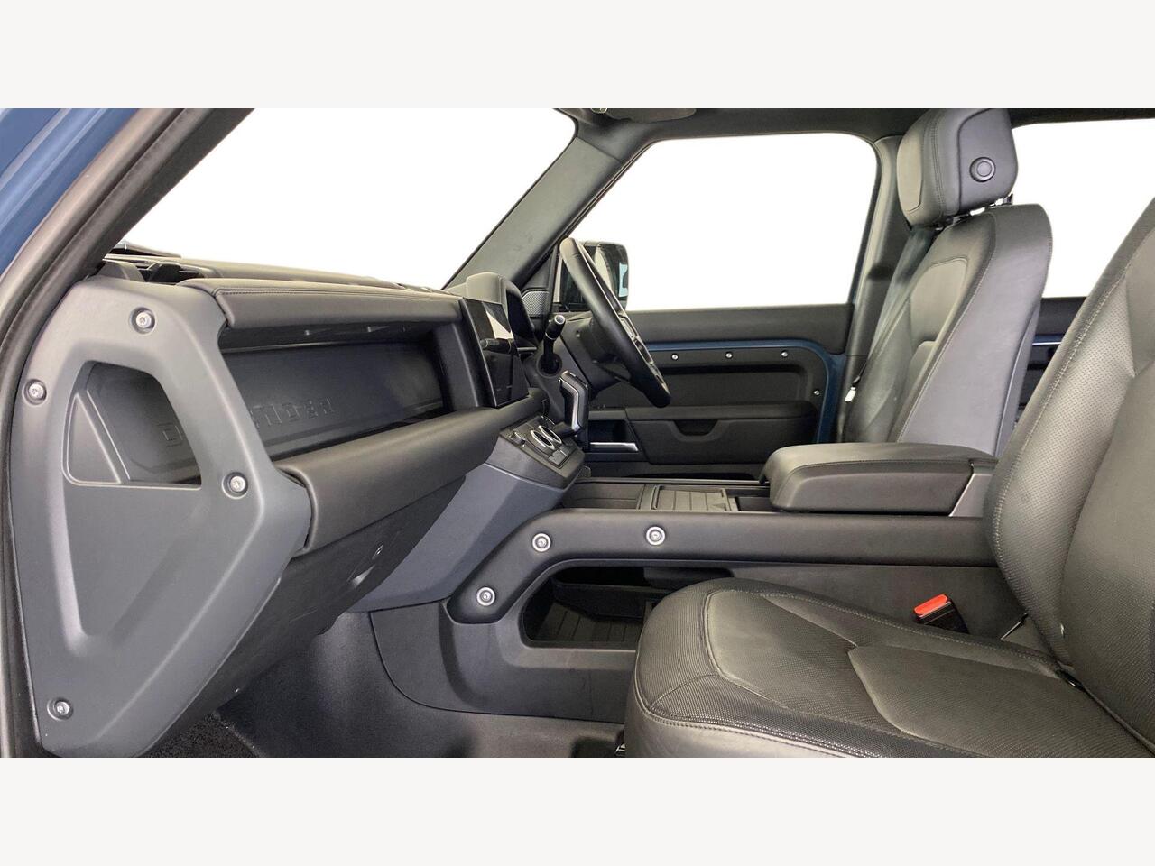 Used Land Rover Defender 2024 for sale - 77541981: Photo 3