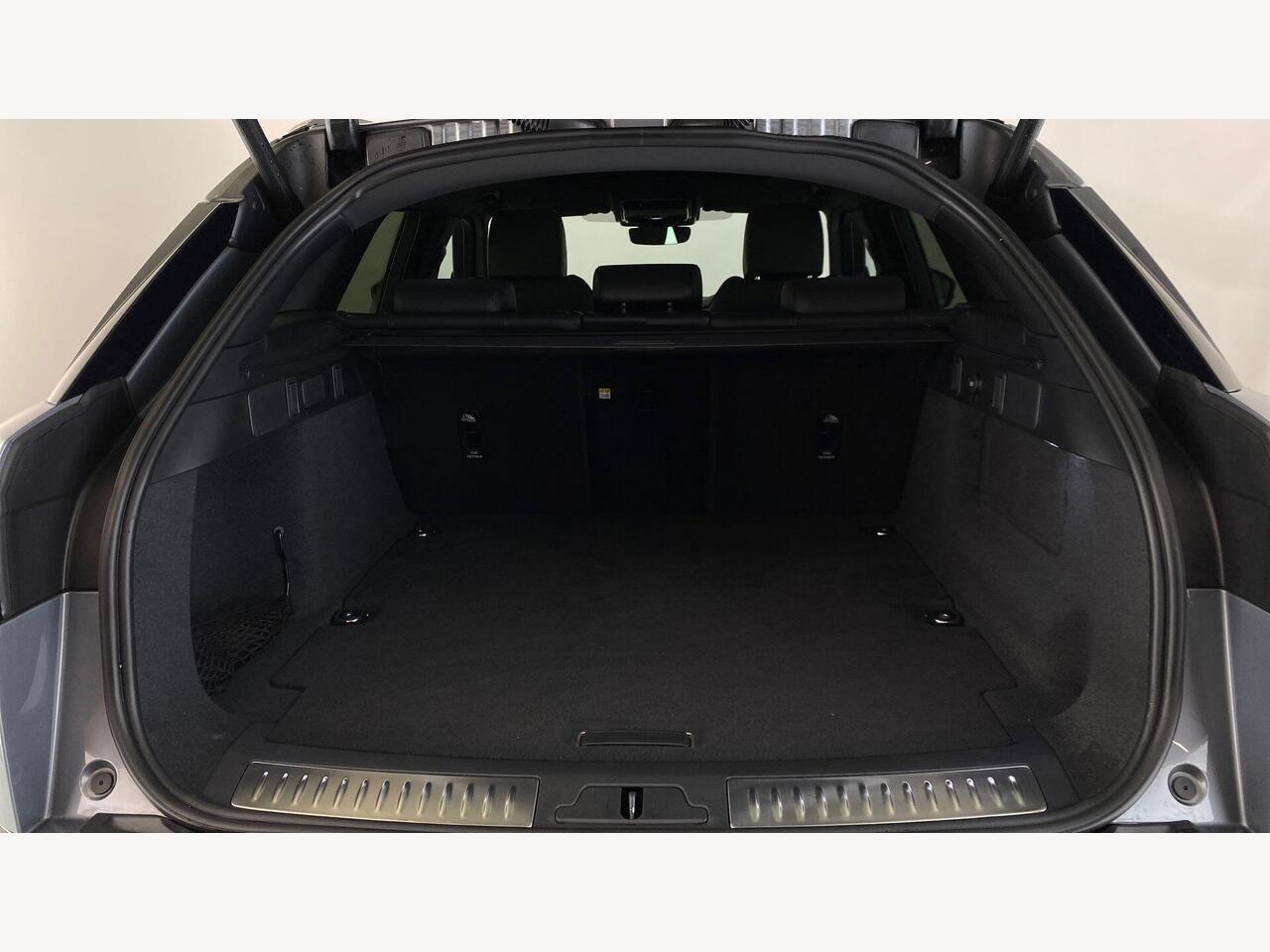 Used Land Rover Range Rover Velar 2024 for sale - 77145506: Photo 10