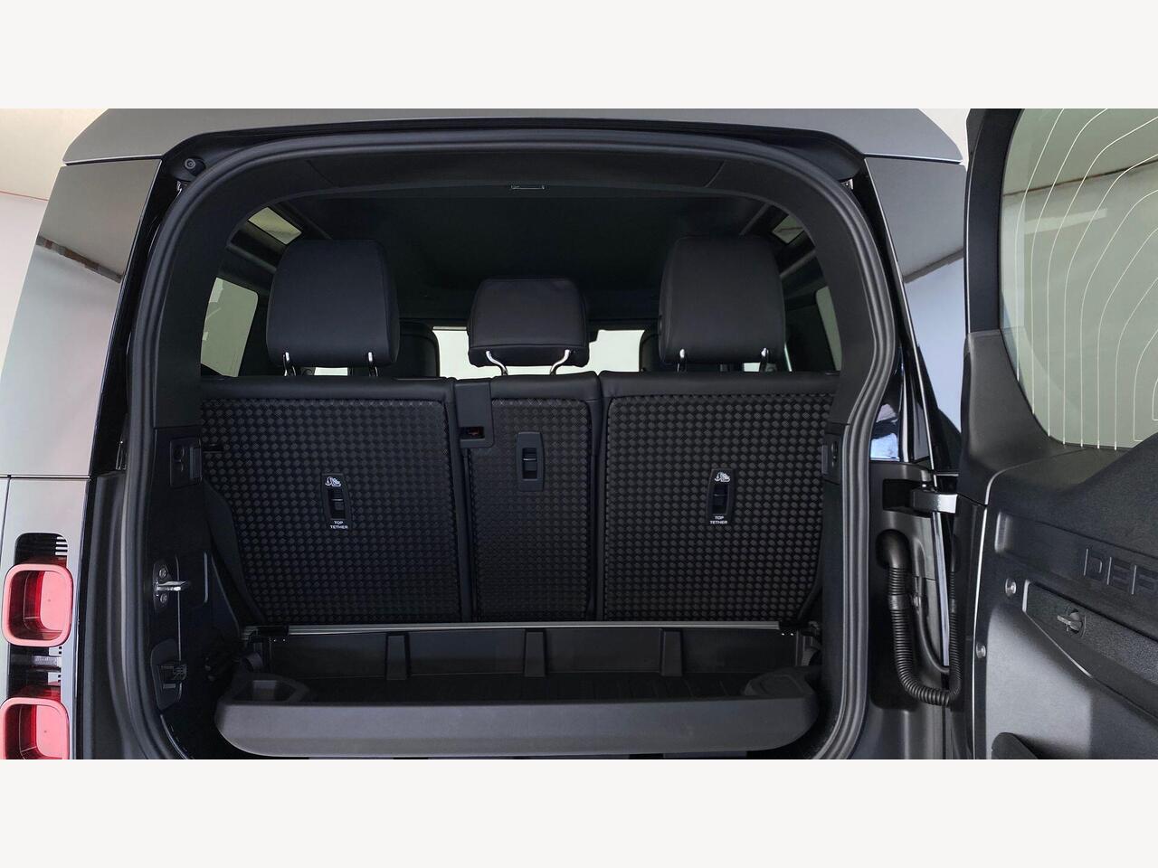 Used Land Rover Defender 2025 for sale - 78005342: Photo 10