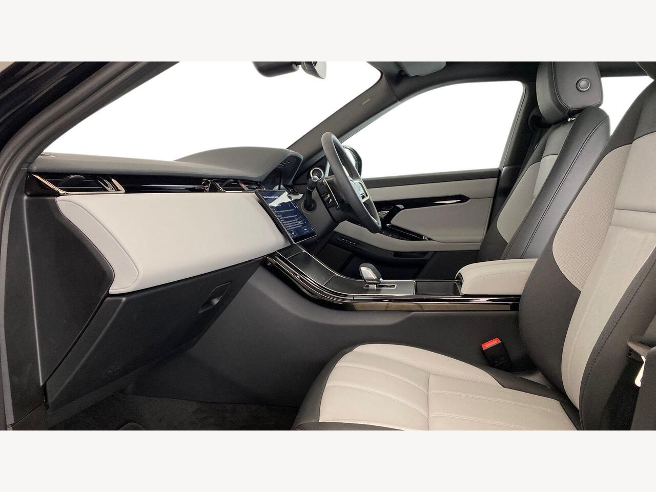 Used Land Rover Range Rover Evoque 2025 for sale - 77280855: Photo 3