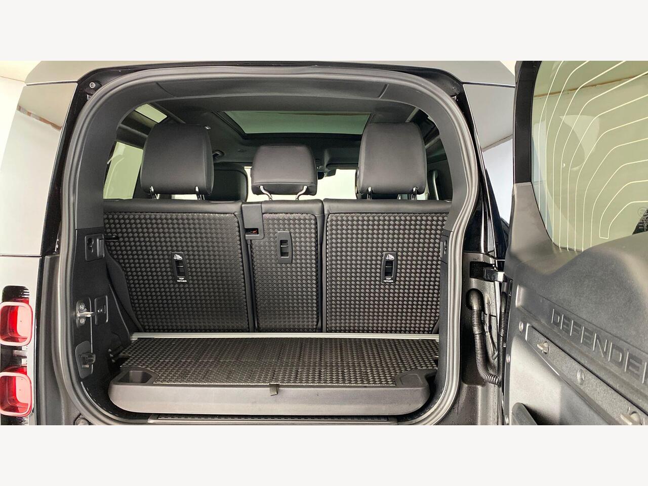 Used Land Rover Defender 2025 for sale - 77725494: Photo 10