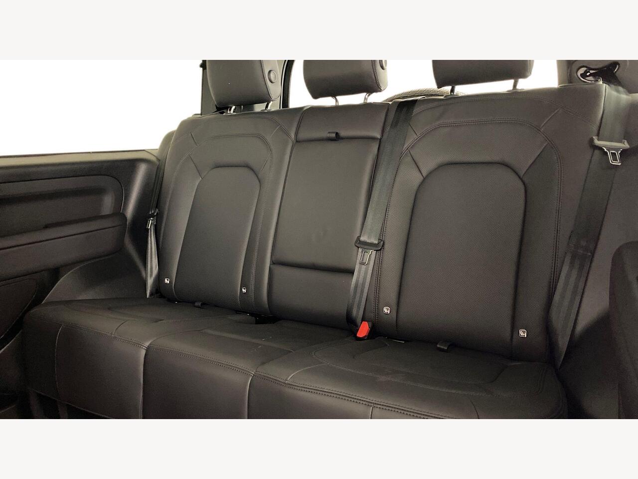 Used Land Rover Defender 2025 for sale - 77725494: Photo 4