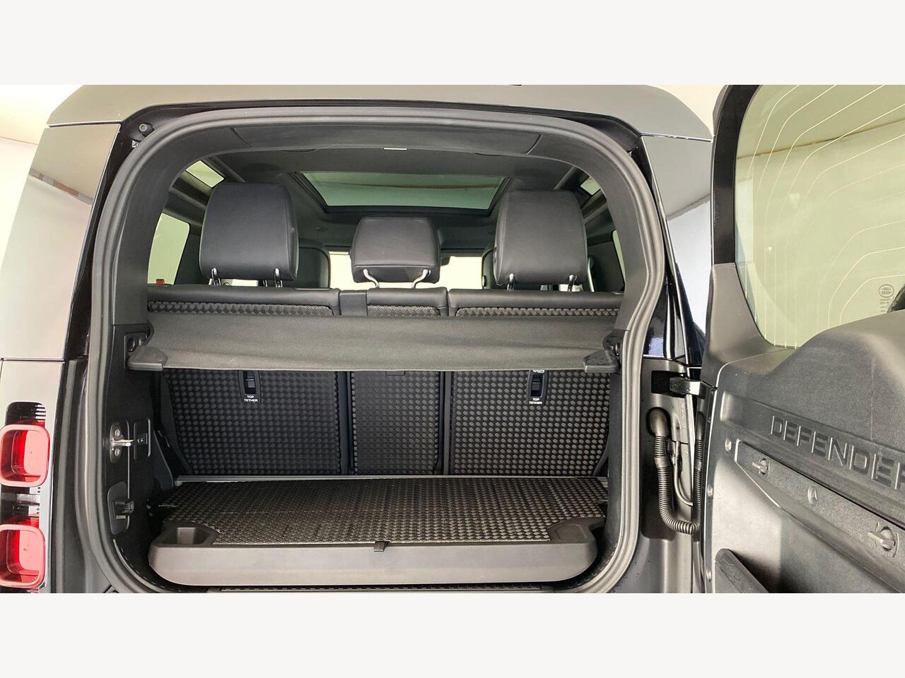 Used Land Rover Defender 2024 for sale - 78146036: Photo 10