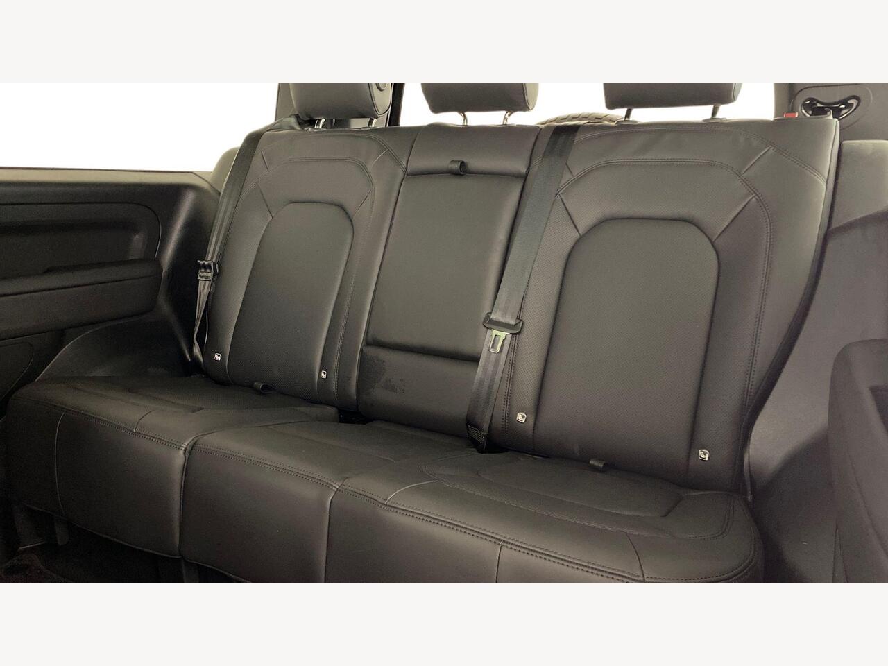 Used Land Rover Defender 2024 for sale - 78146036: Photo 4