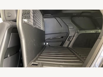 Used Land Rover Discovery 2026 for sale - 78403079: Photo